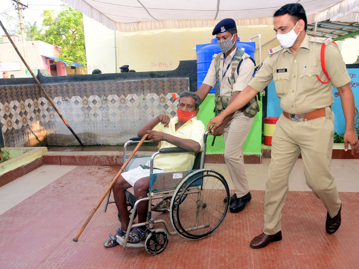 Tirupati By Election Polling photo Galley - Sakshi17