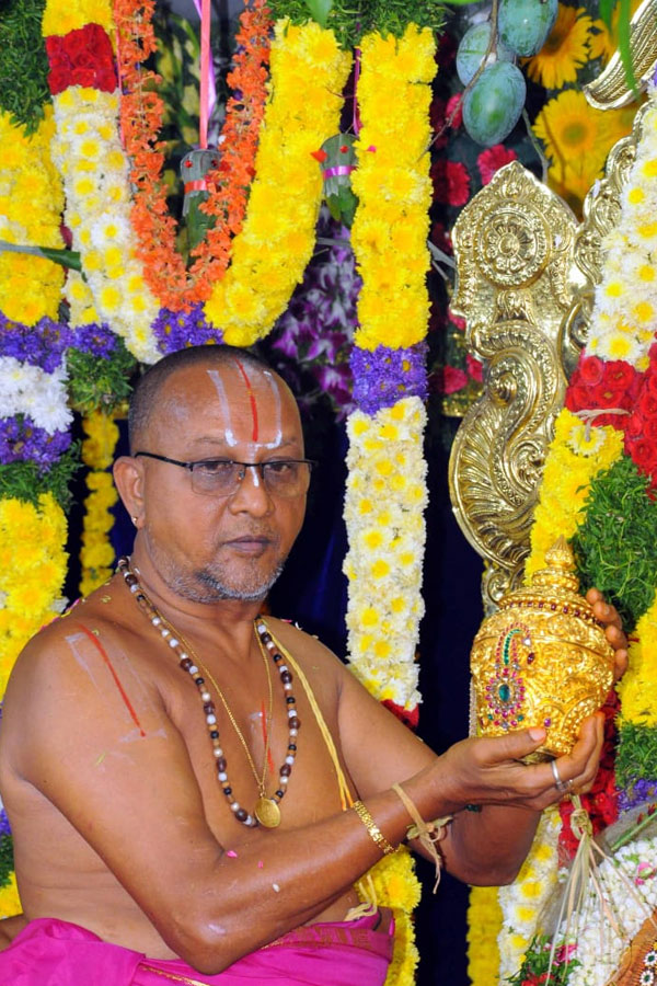 The coronation ceremony of Lord Sri Rama in Bhadrachalam Photo Gallery - Sakshi37