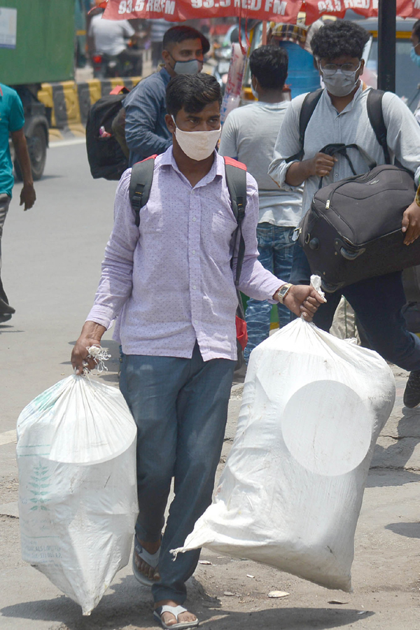 Hyderabad Heavy Rush at Secunderabad Railway Station - Sakshi39