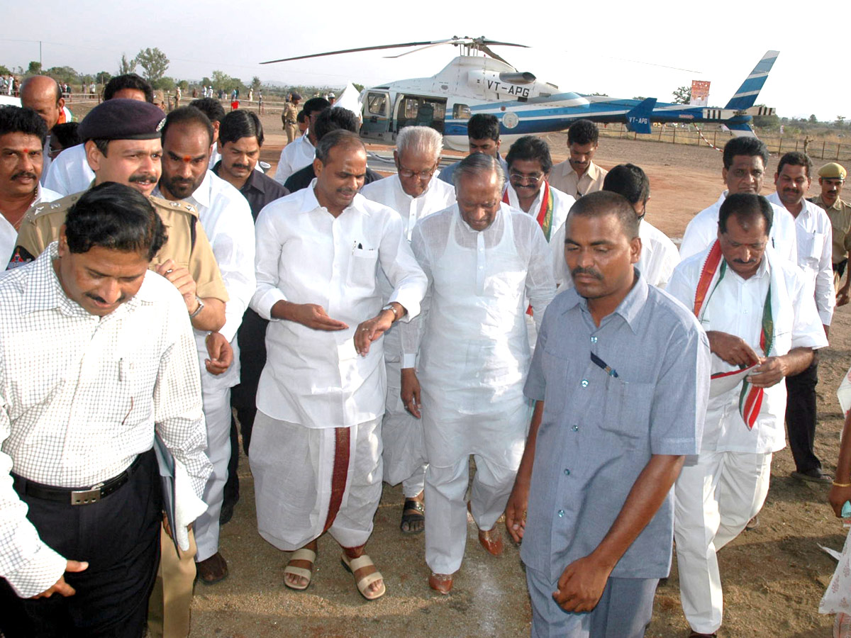 Senior Congress Leader Satyanarayana Rao Rare Photos - Sakshi16