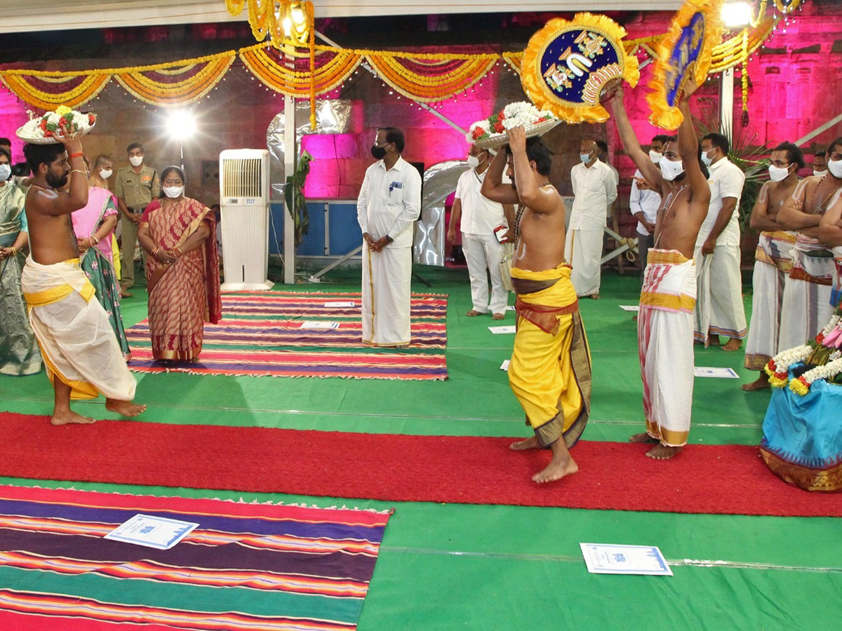 Vontimitta Kodandarama Swamy Kalyanotsavam - Sakshi7