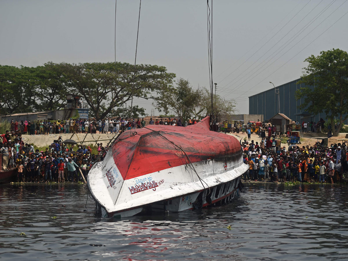 Boat Accident In Bangladesh Photo Gallery - Sakshi12