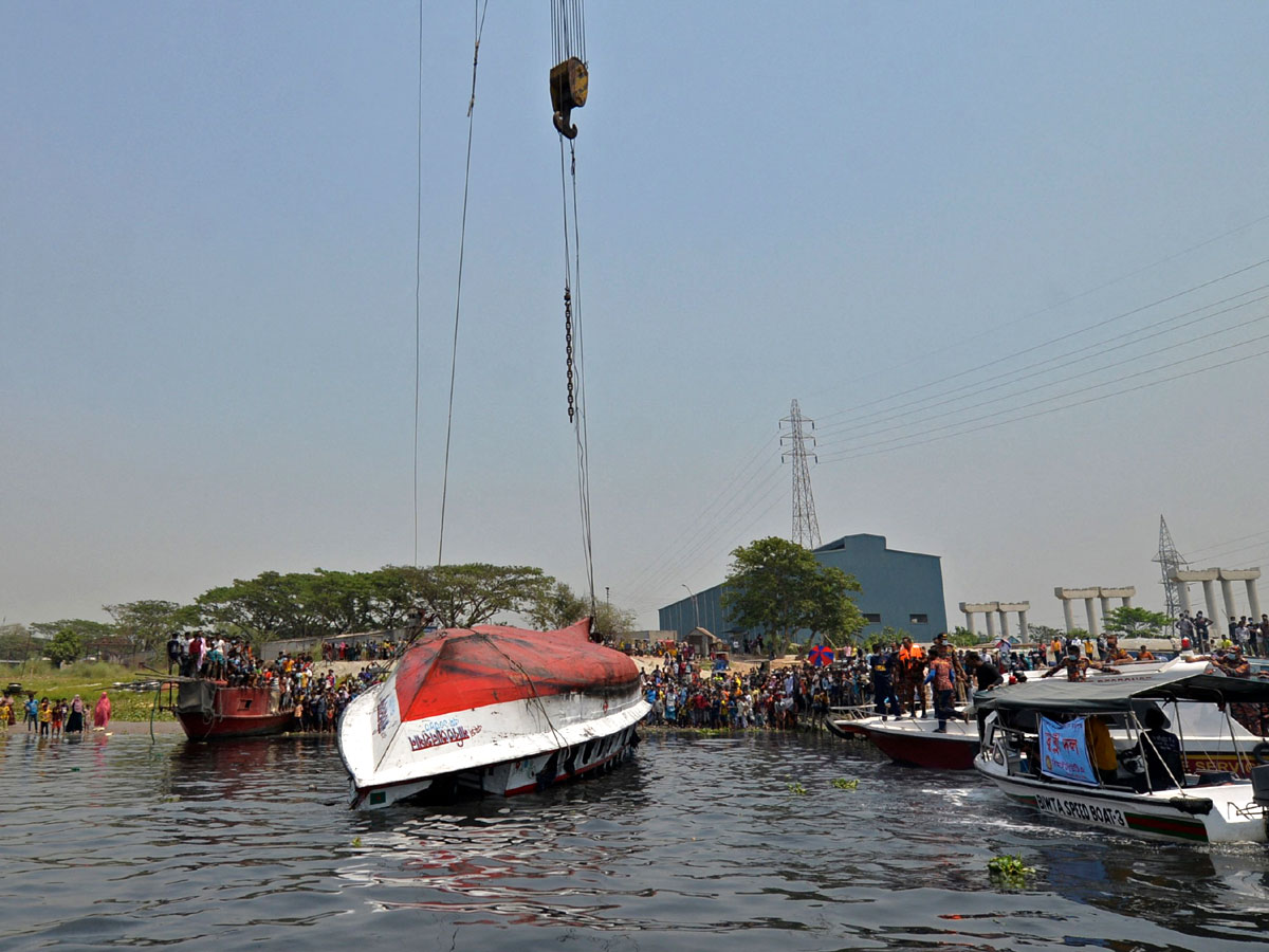 Boat Accident In Bangladesh Photo Gallery - Sakshi14