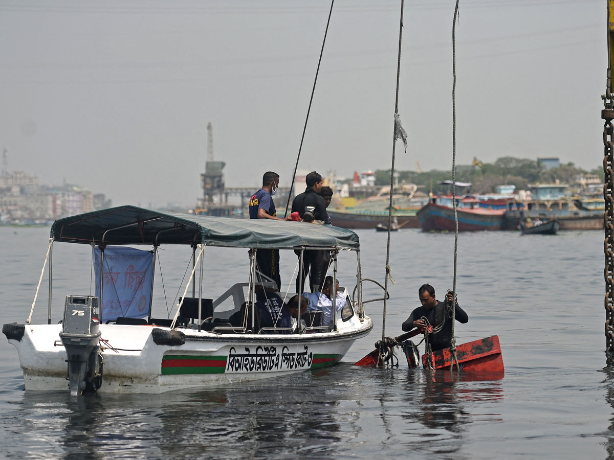 Boat Accident In Bangladesh Photo Gallery - Sakshi17