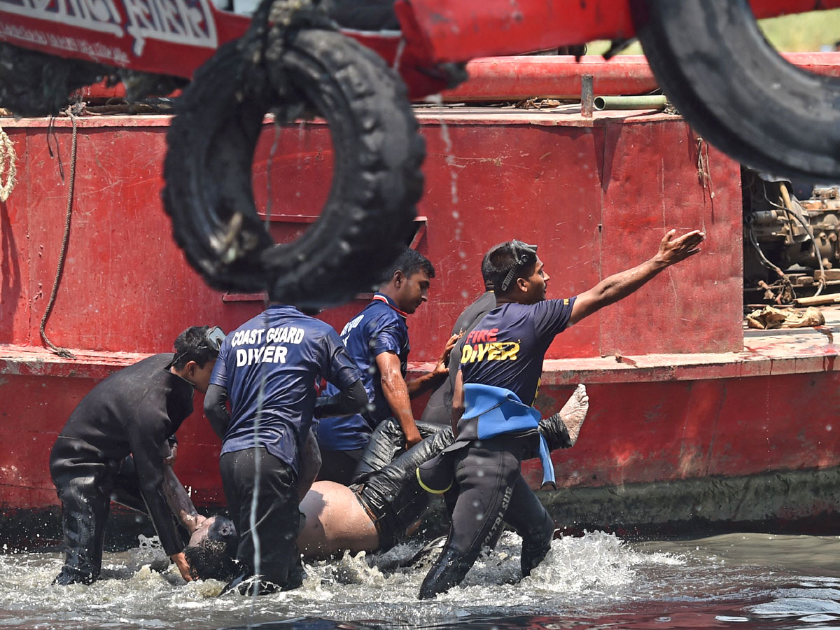 Boat Accident In Bangladesh Photo Gallery - Sakshi21