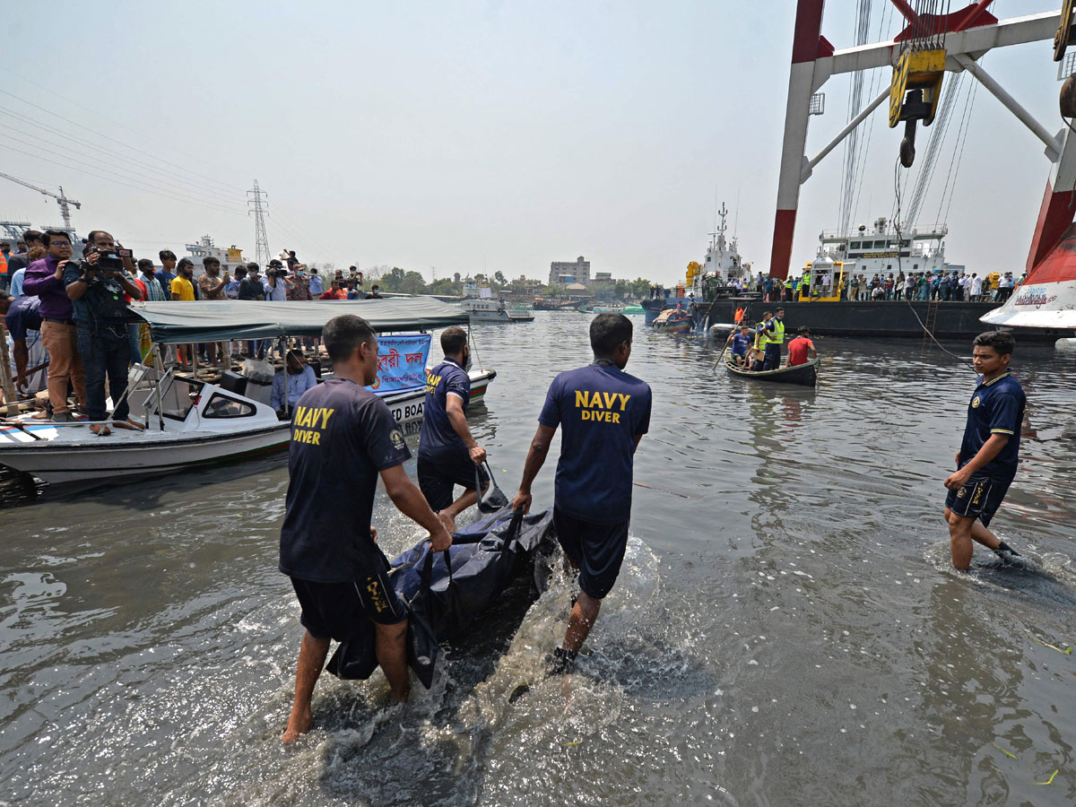 Boat Accident In Bangladesh Photo Gallery - Sakshi26