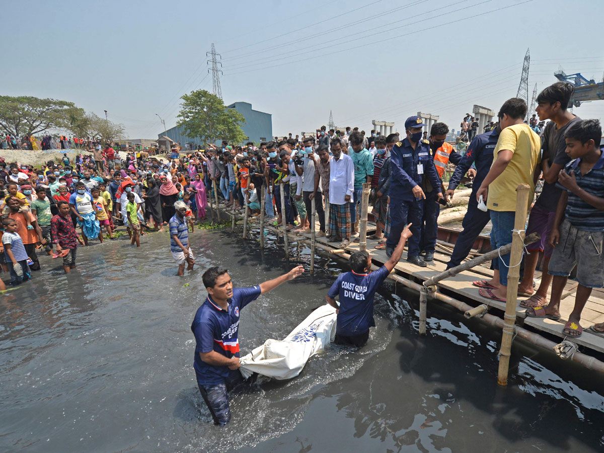 Boat Accident In Bangladesh Photo Gallery - Sakshi29