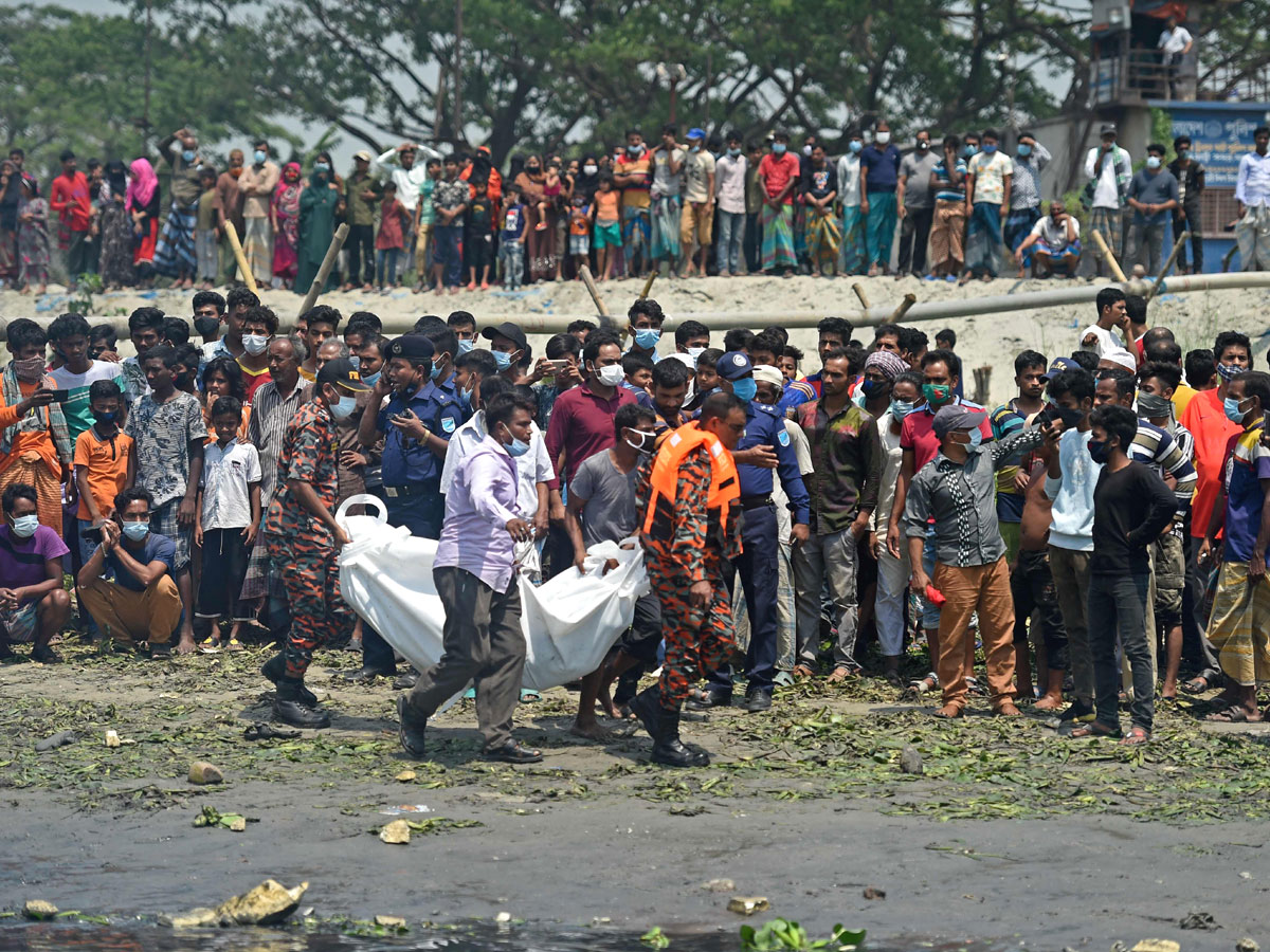 Boat Accident In Bangladesh Photo Gallery - Sakshi35