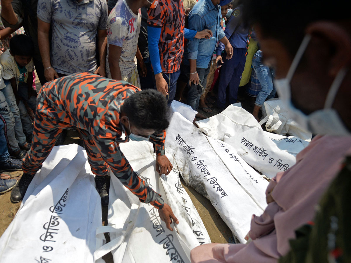 Boat Accident In Bangladesh Photo Gallery - Sakshi36