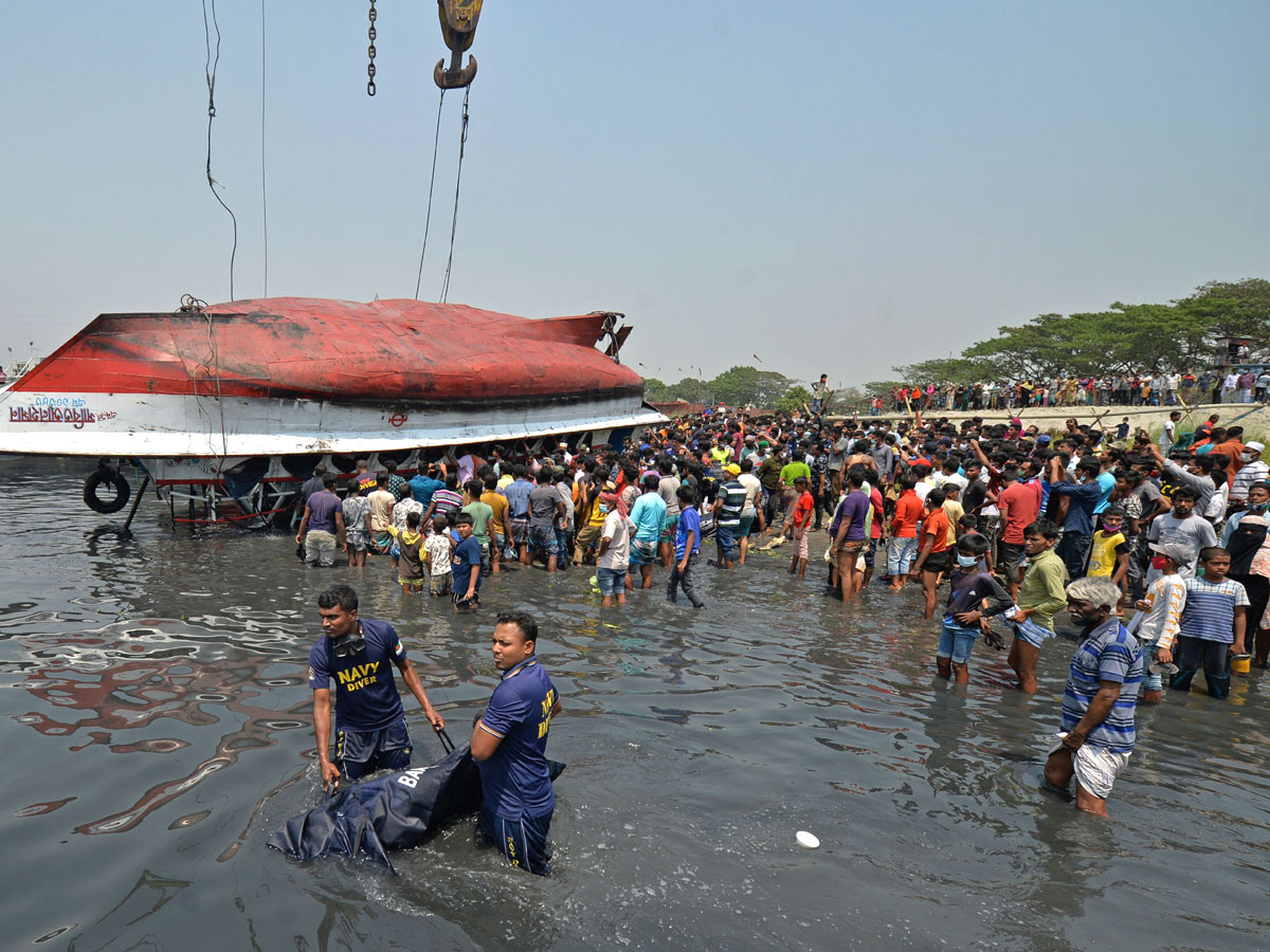 Boat Accident In Bangladesh Photo Gallery - Sakshi4