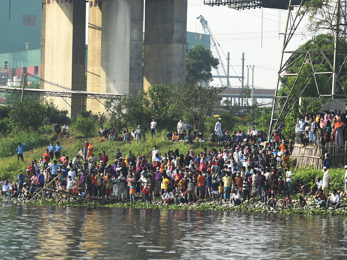 Boat Accident In Bangladesh Photo Gallery - Sakshi5