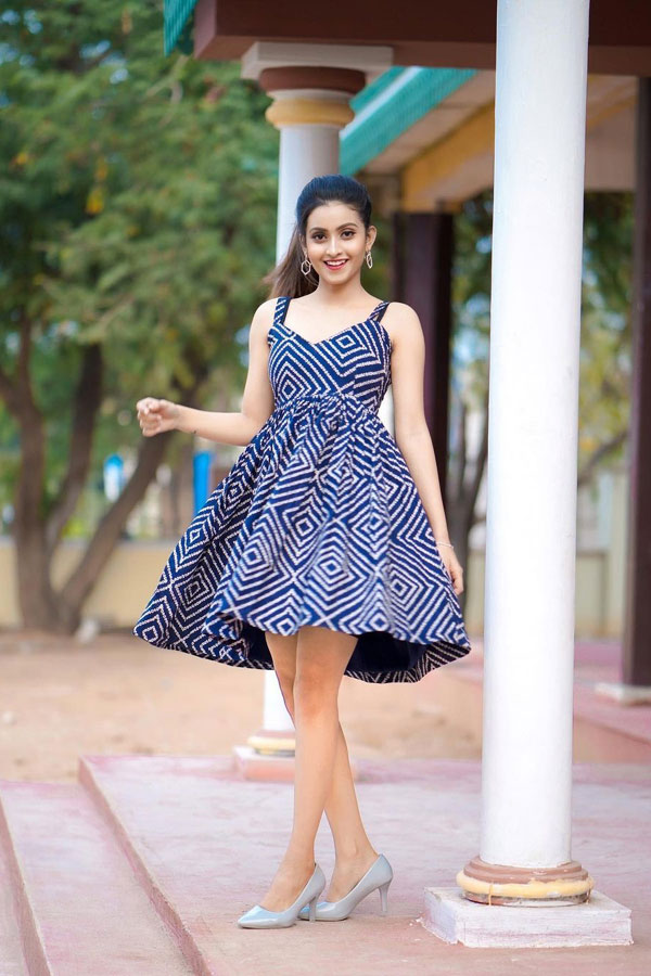 Deepika Pilli Latest Cute Photo Gallery - Sakshi38