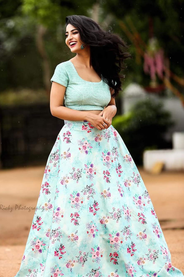 Vakeel Saab Fame Ananya Nagalla Photo Gallery - Sakshi13