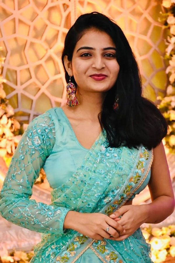 Vakeel Saab Fame Ananya Nagalla Photo Gallery - Sakshi16