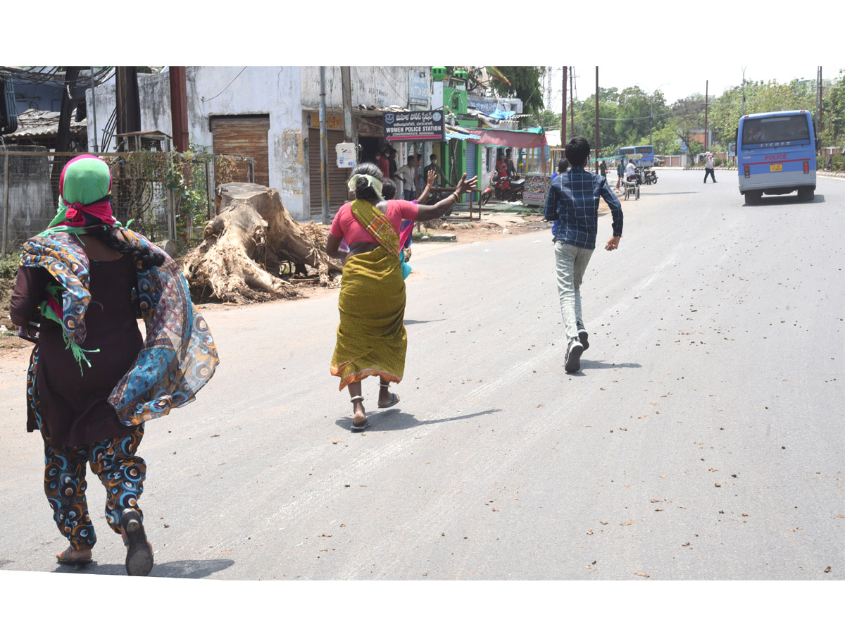 Shifting of Warangal central jail Photos - Sakshi12