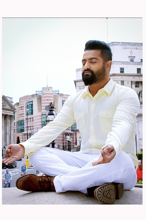 international yoga day 2021 Photo Gallery - Sakshi11