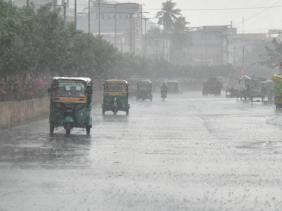 Heavy Rain in Andhra Pradesh Photo Gallery - Sakshi2