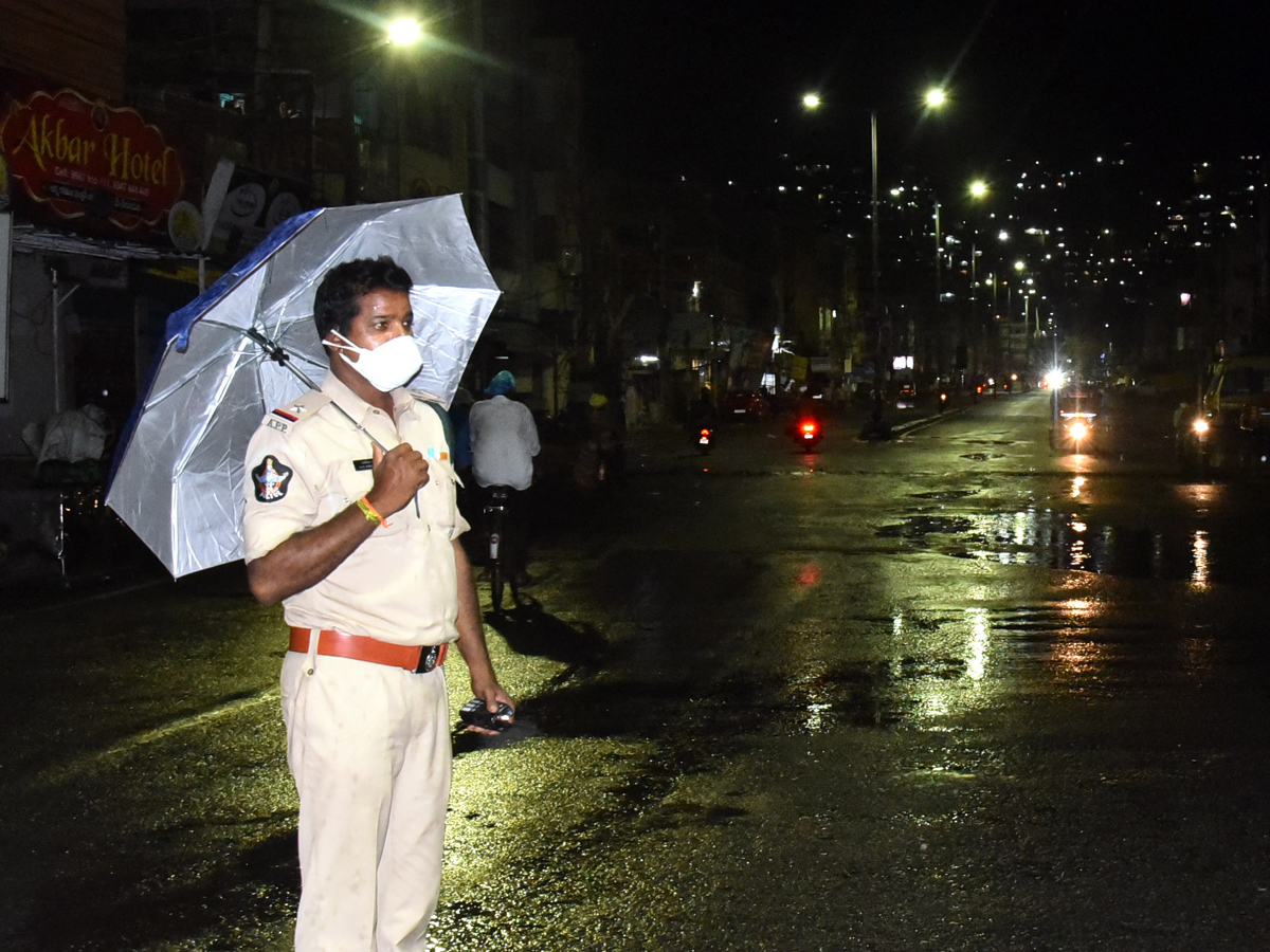 Heavy Rain in Andhra Pradesh Photo Gallery - Sakshi14