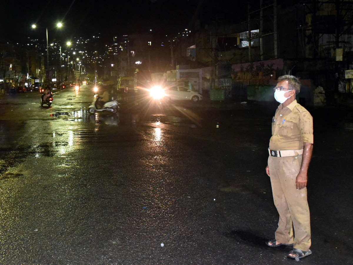 Heavy Rain in Andhra Pradesh Photo Gallery - Sakshi15