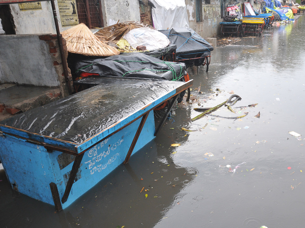 Heavy Rain in Andhra Pradesh Photo Gallery - Sakshi27