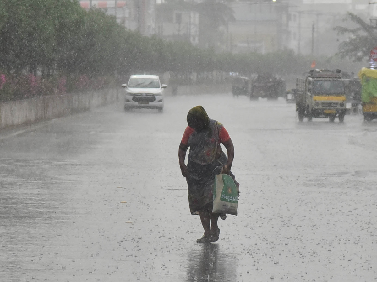 Heavy Rain in Andhra Pradesh Photo Gallery - Sakshi5