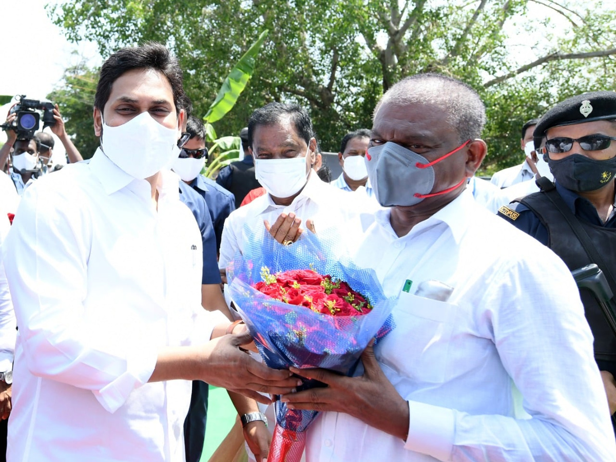 CM YS Jagan Lays Foundation Stone For Krishna River Karakatta - Sakshi12