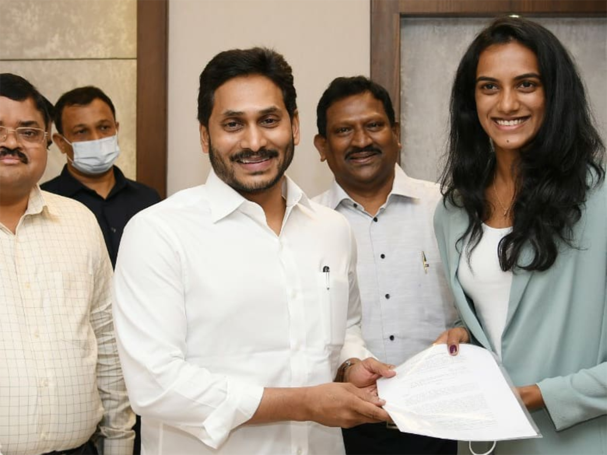 YS Jagan Wishes To Olympics Participated AP Players In Tokyo - Sakshi7