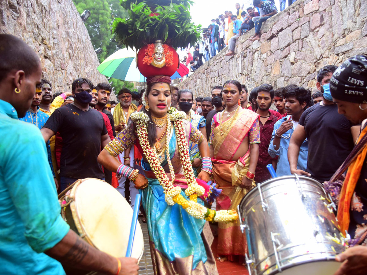 Golconda Bonalu Celebrations 2021 Pics - Sakshi17