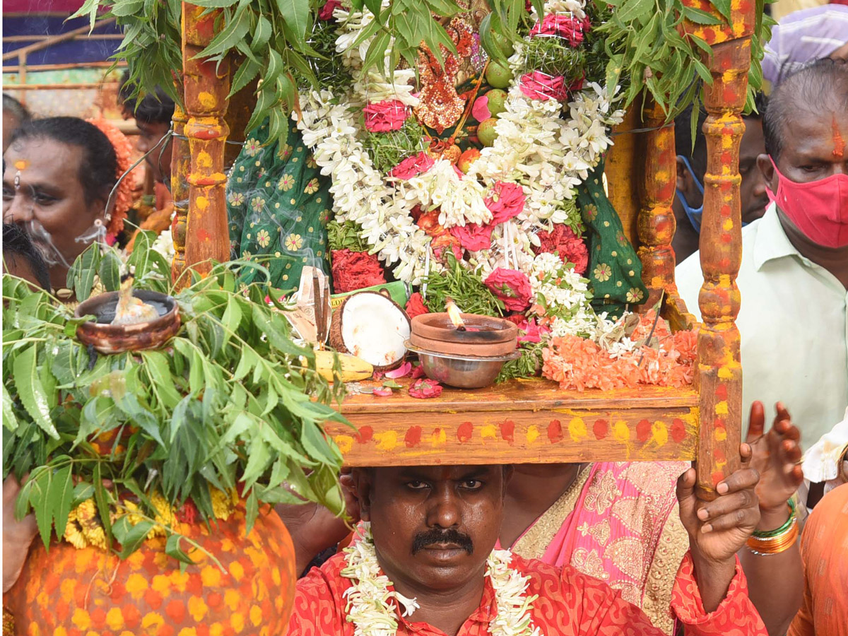 Golconda Bonalu Celebrations 2021 Pics - Sakshi26