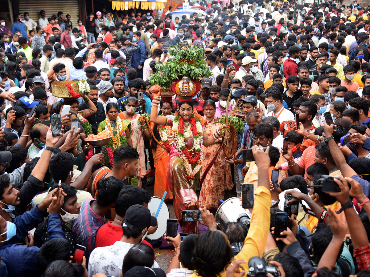 Golconda Bonalu Celebrations 2021 Pics - Sakshi3