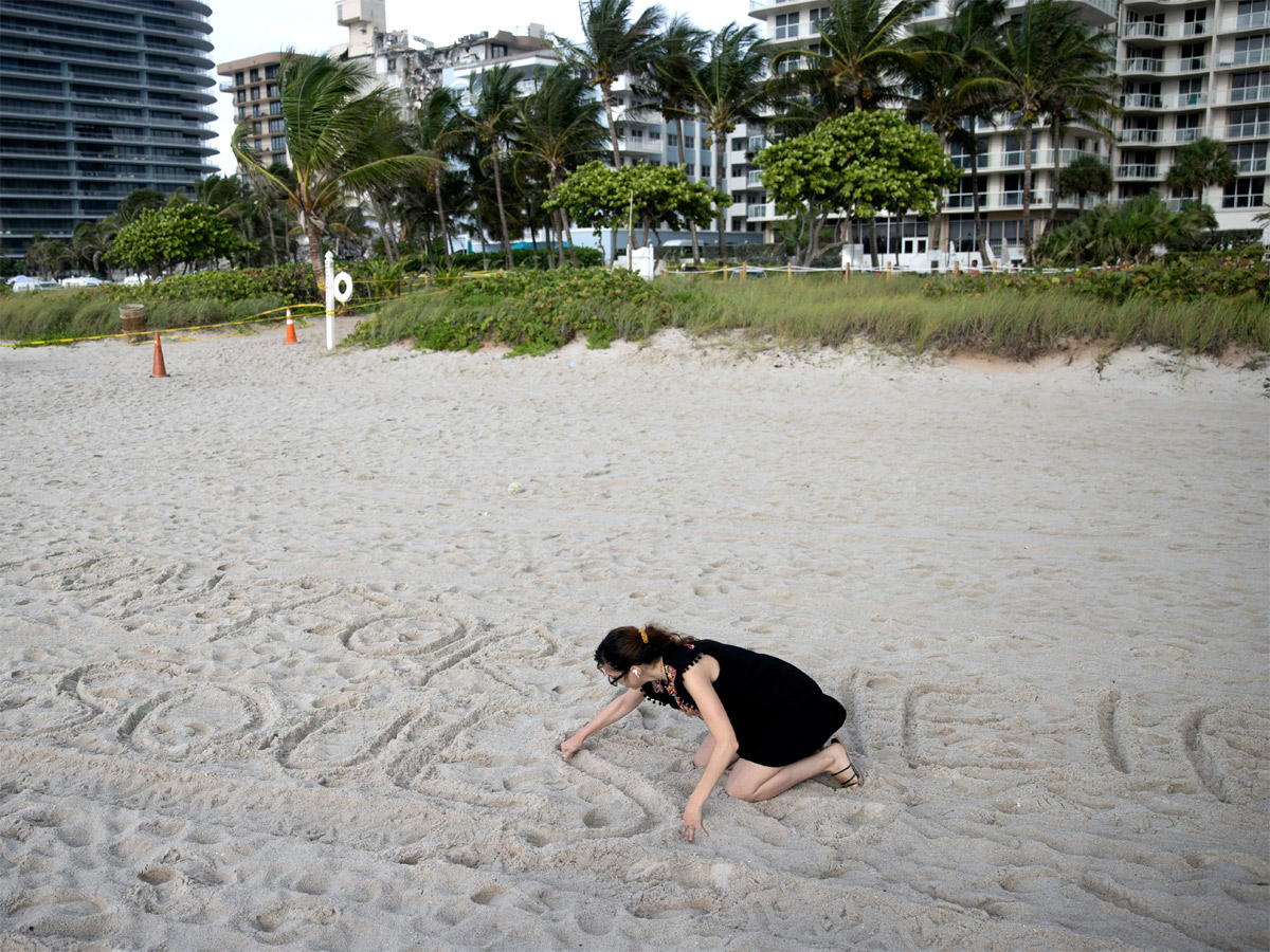 Rescue Ongoing After Miami Condo Partially Photos - Sakshi4