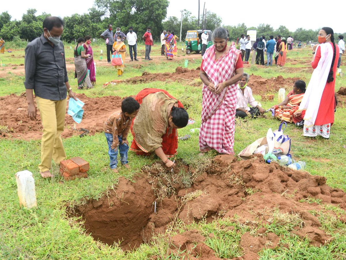 YSR Jagananna colonies photos  - Sakshi5