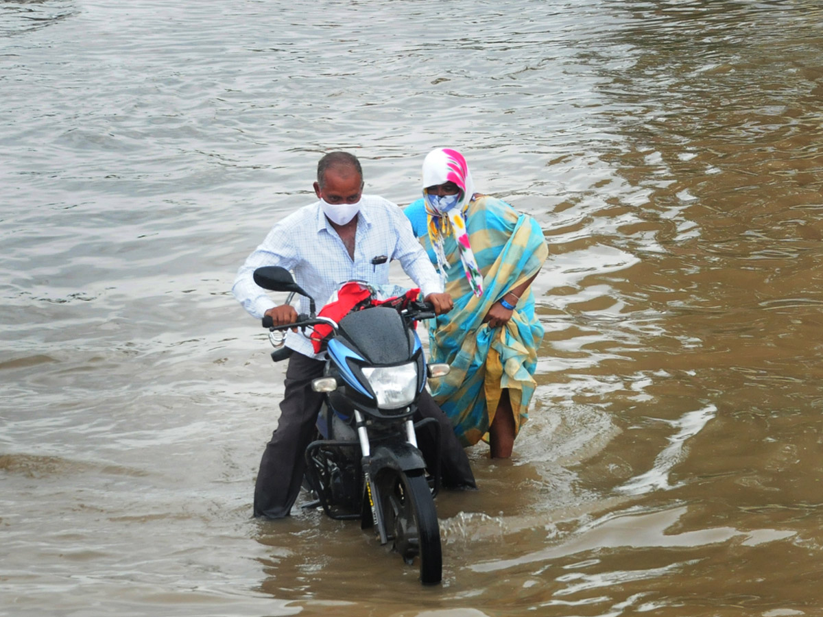 Heavy Rain in Telangana - Sakshi15