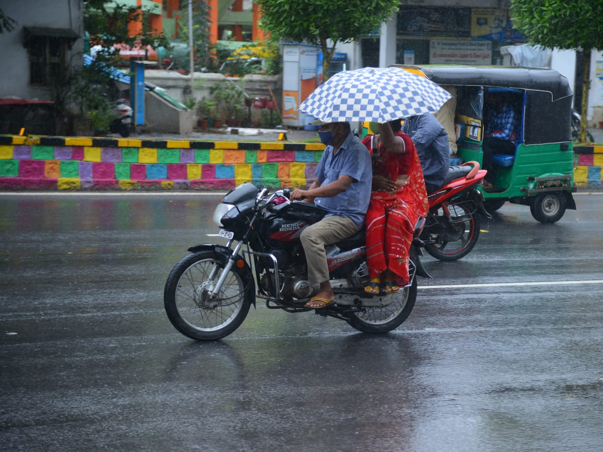 Heavy Rain In Andhra Pradesh - Sakshi17