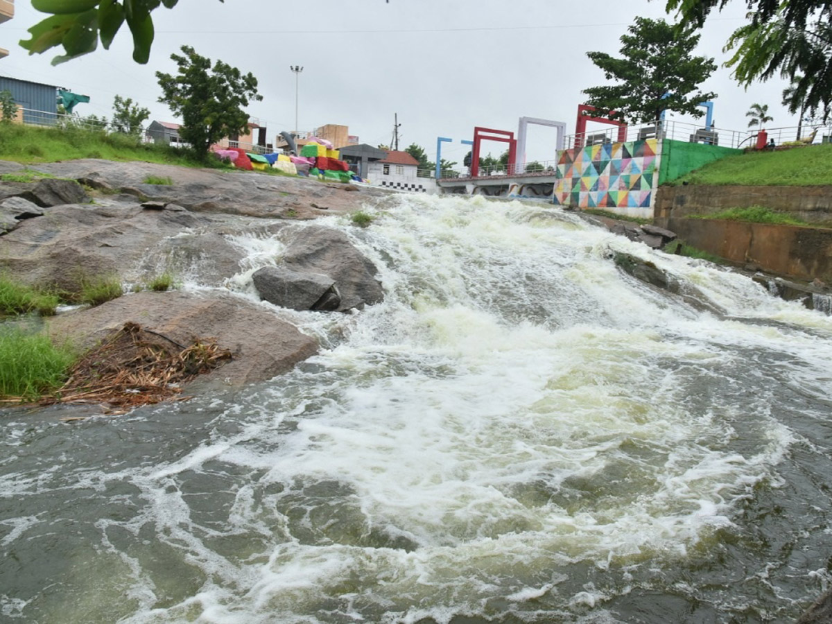 Heavy Rain in Telangana - Sakshi25