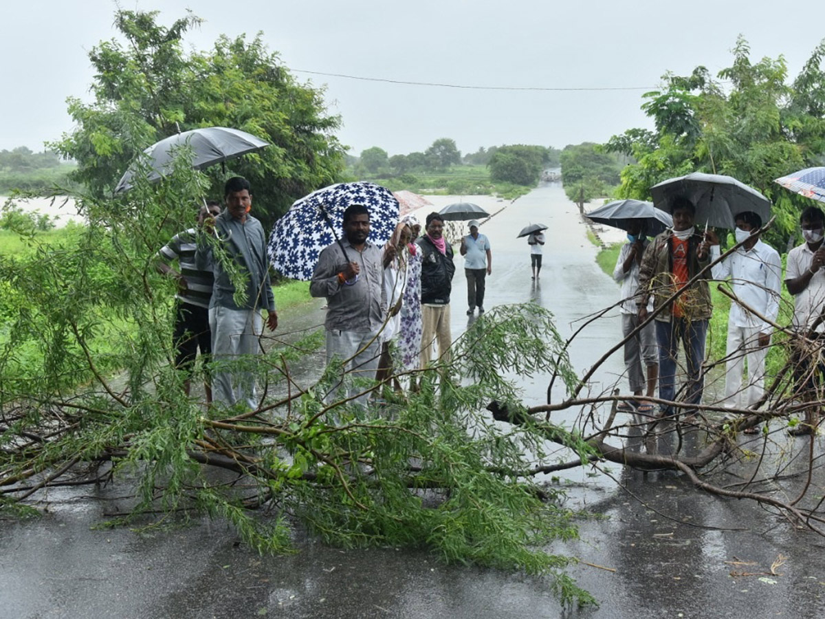 Heavy Rain in Telangana - Sakshi26