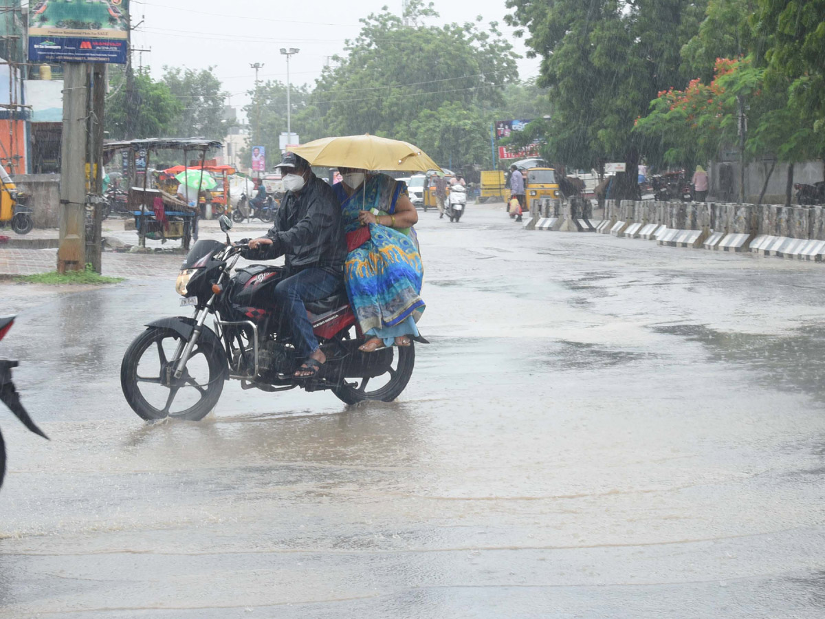 Heavy Rain in Telangana - Sakshi40