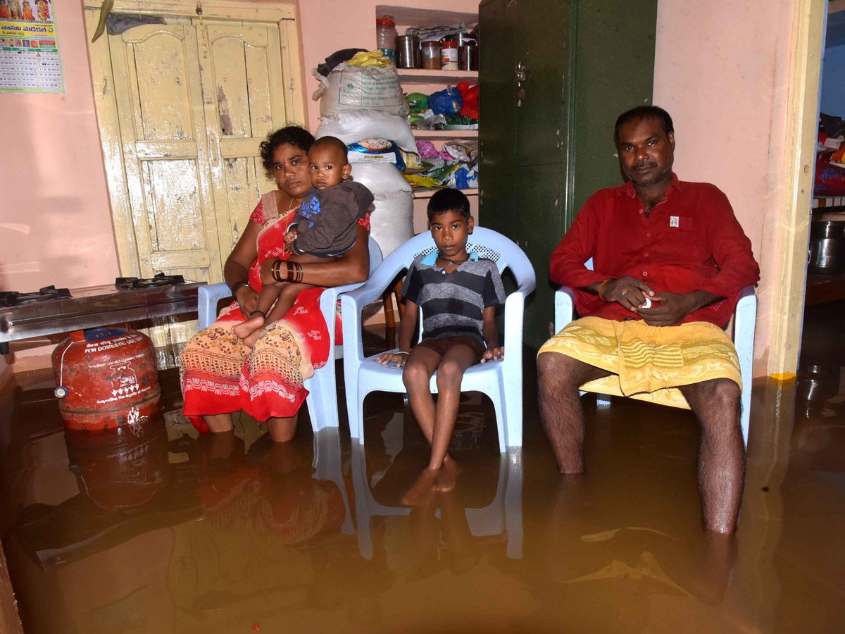 Heavy Rain in Adilabad District Photos - Sakshi12