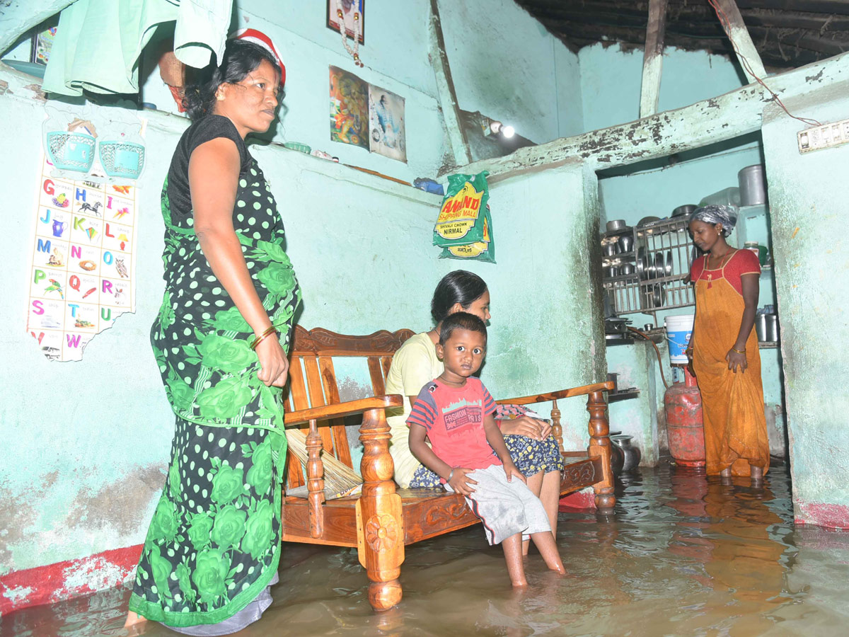 Heavy Rain in Adilabad District Photos - Sakshi15