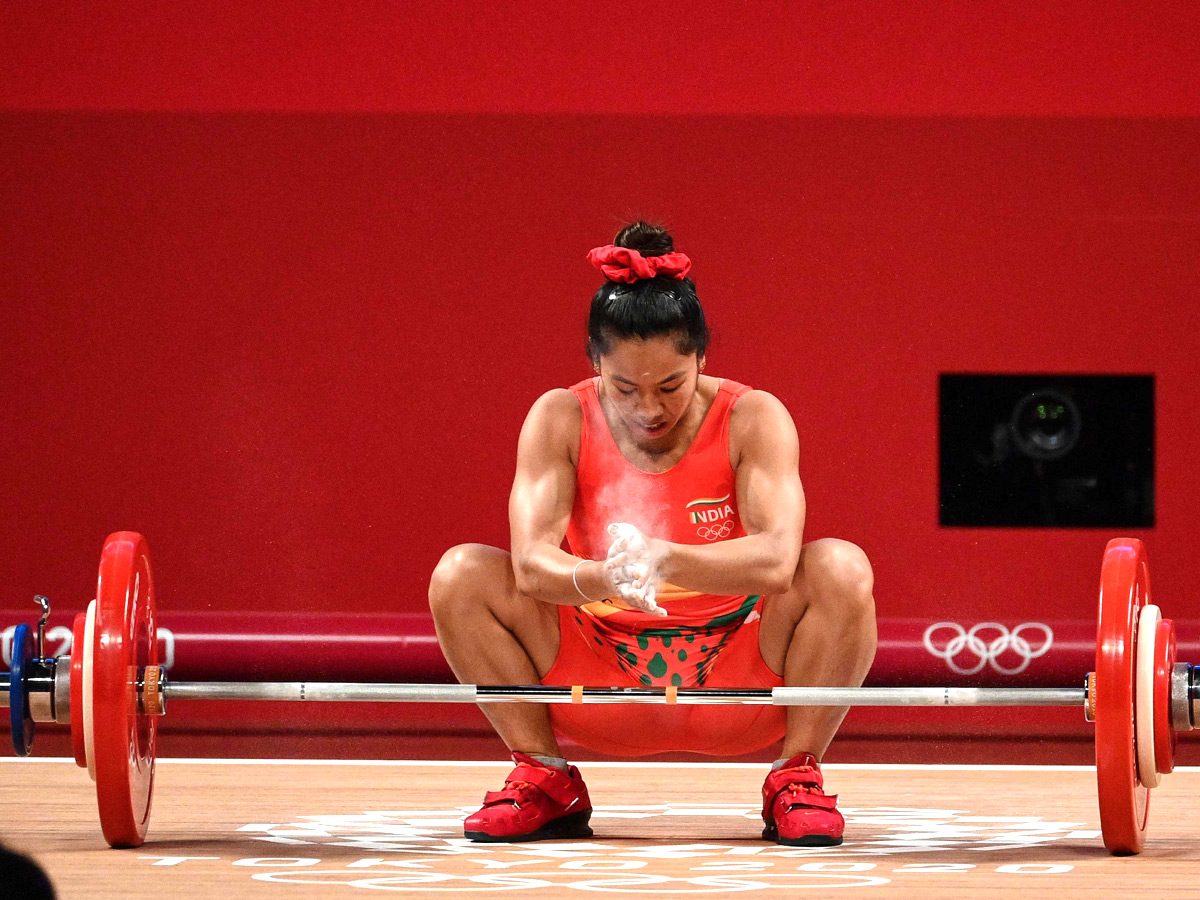 Tokyo Olympics Mirabai Chanu womens 49kg weightlifting event - Sakshi13