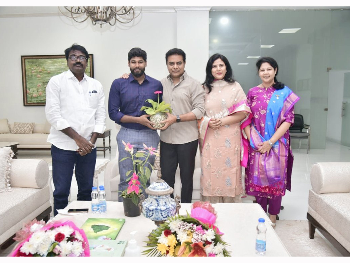 Minister Puvvada Ajay Along With His Son Meets KTR,Jr NTR And Megastar Chiranjeevi Photo Gallery - Sakshi11