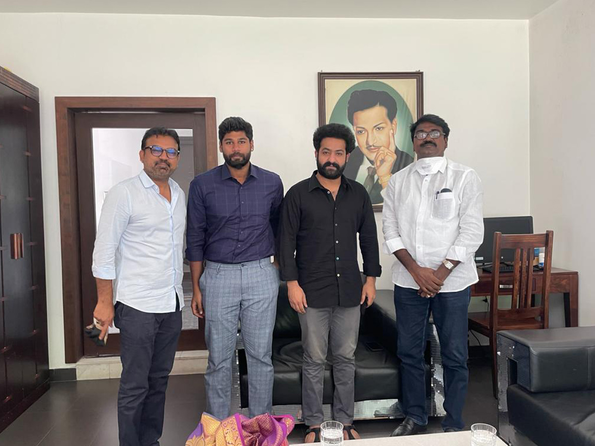 Minister Puvvada Ajay Along With His Son Meets KTR,Jr NTR And Megastar Chiranjeevi Photo Gallery - Sakshi5