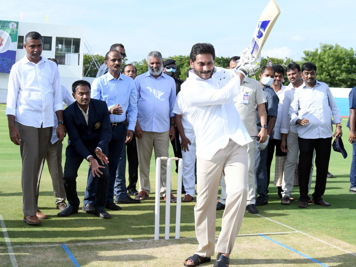 AP CM YS Jagan Playing Cricket At YS Rajareddy Stadium In Kadapa Photo Gallery - Sakshi1