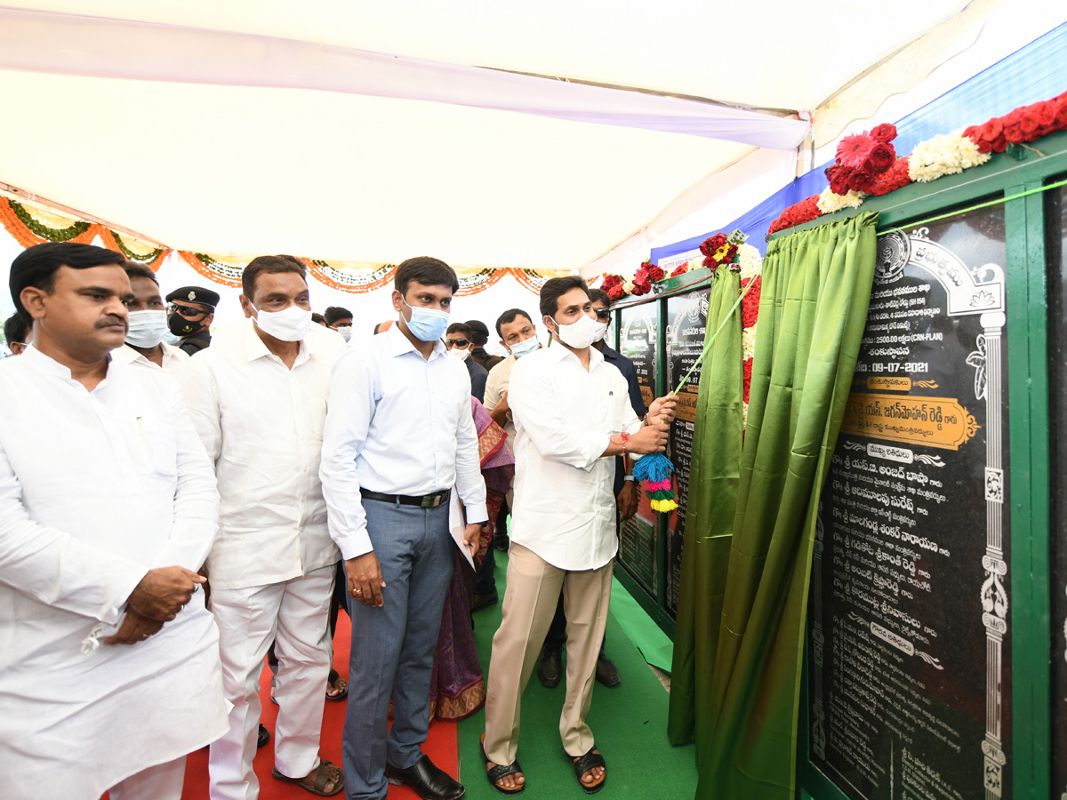 CM Jagan Laying Foundation Stone For Badvel Photo Gallery - Sakshi14