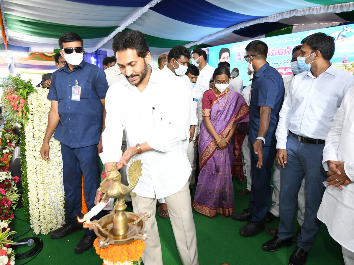 CM Jagan Laying Foundation Stone For Badvel Photo Gallery - Sakshi9