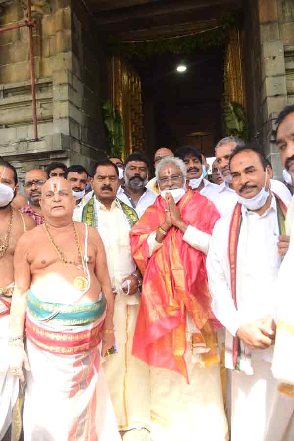 YV Subba Reddy Sworn As TTD Chairman 2nd Term Photo Gallery - Sakshi24