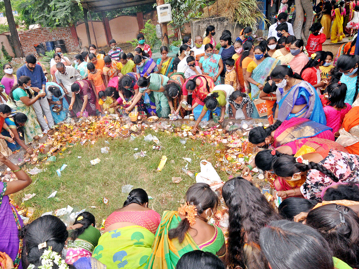 Naga Panchami celebrations in Telangana Photo Gallery - Sakshi19