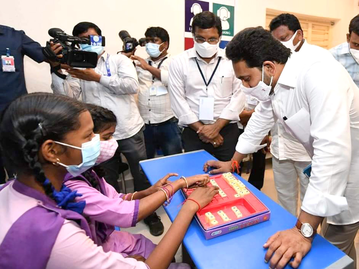 CM YS Jagan Visits East Godavari To Launch 2nd Phase Manabadi Nadu Nedu Photo Gallery - Sakshi13