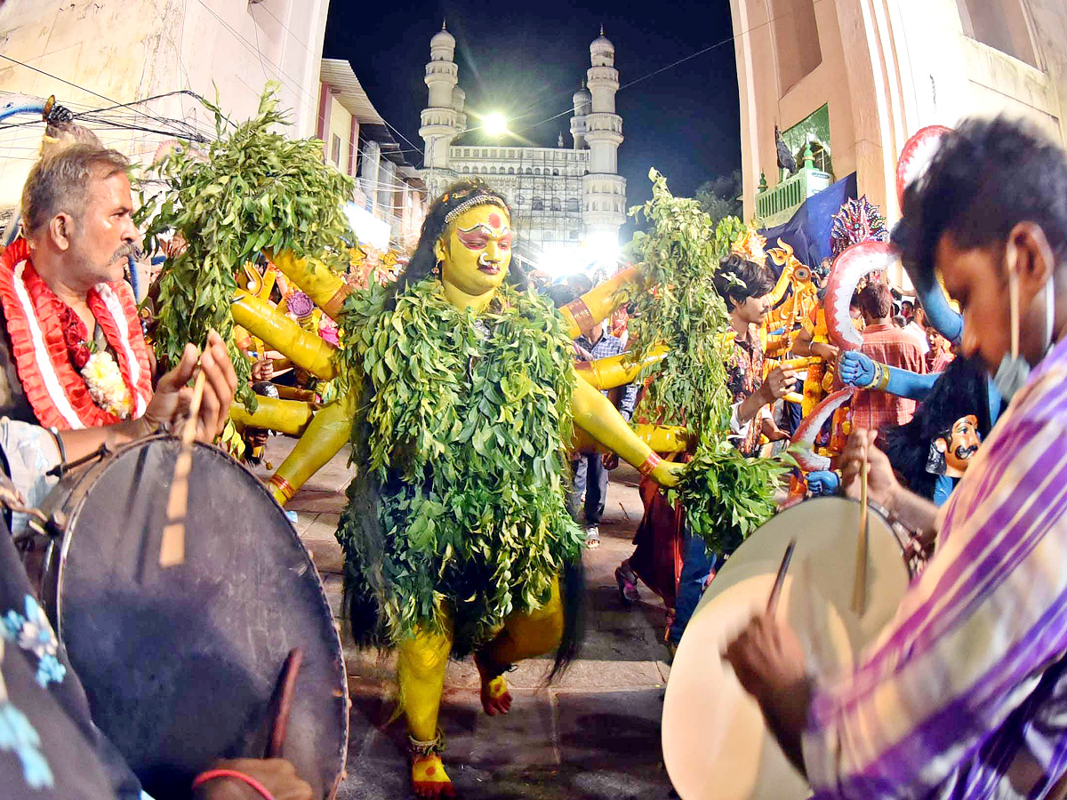 Hyderabad bonalu Rangam Photo Gallery - Sakshi18