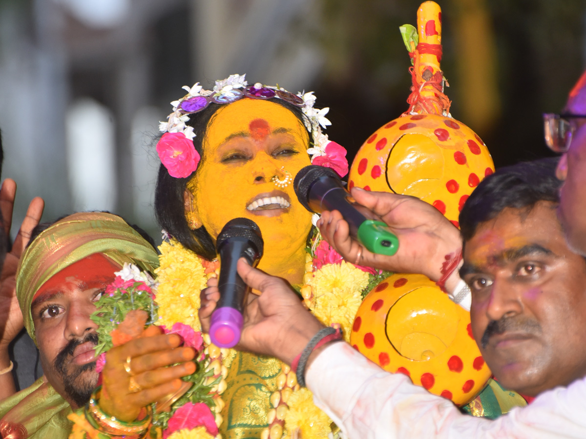 Hyderabad bonalu Rangam Photo Gallery - Sakshi3